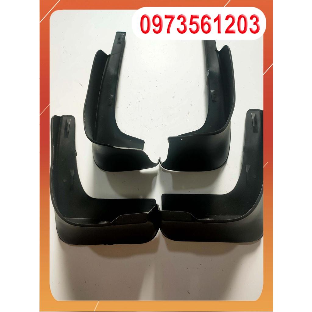 BỘ CHẮN BÙN BÁNH ALTIS ĐỜI 2008-2013