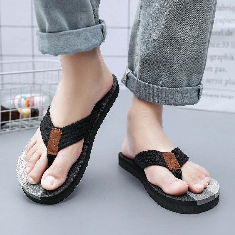 Dép Xỏ Ngón Cao Su Đế Mềm Chống Trượt Chống Mài Mòn Thời Trang Cho Nam