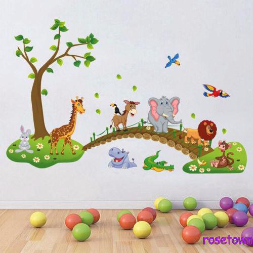 Decal dán tường hình thú cưng ngộ nghĩnh