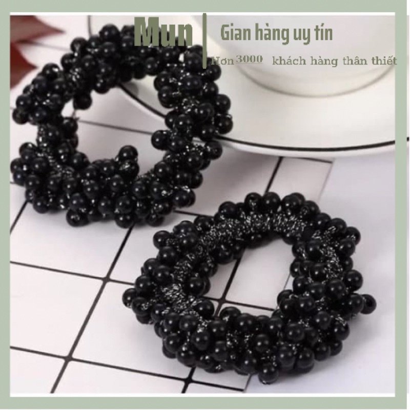 Cột tóc dể thương kèm ảnh tự chụp