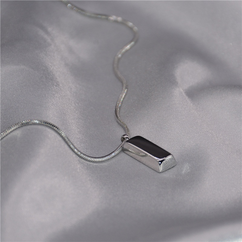 Vòng cổ Mặt Hình Viên Gạch Màu Bạc Phong Cách Hip Hop Đơn Giản Thời Trang Cho Nam Và Nữ