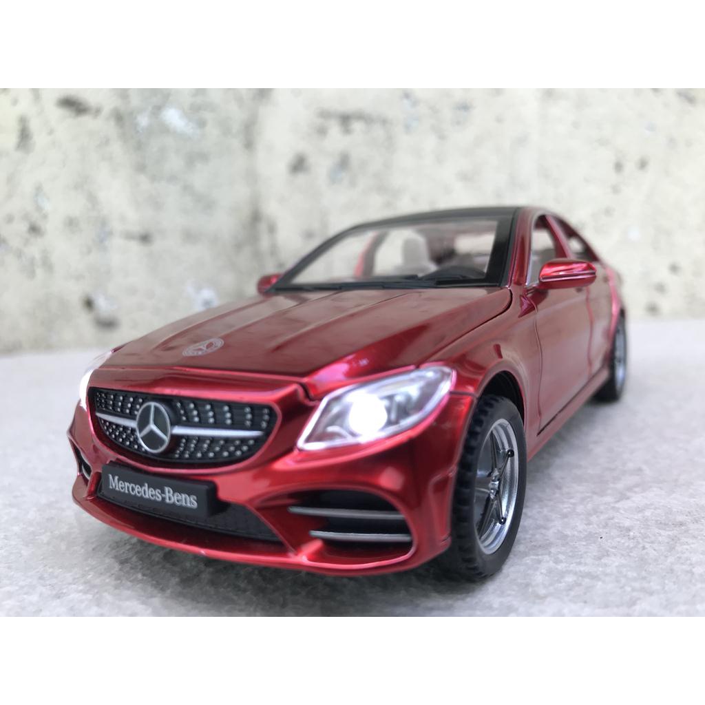 Xe mô hình ô tô Mercedes C260L 1:32
