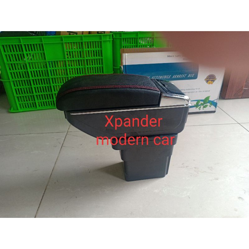 Hộp tì tay xe Mitsubishi Xpander