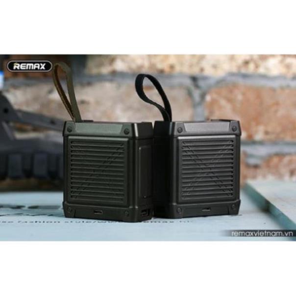 Pin sạc dự phòng quân đội 10000mAh Remax RPP-79.