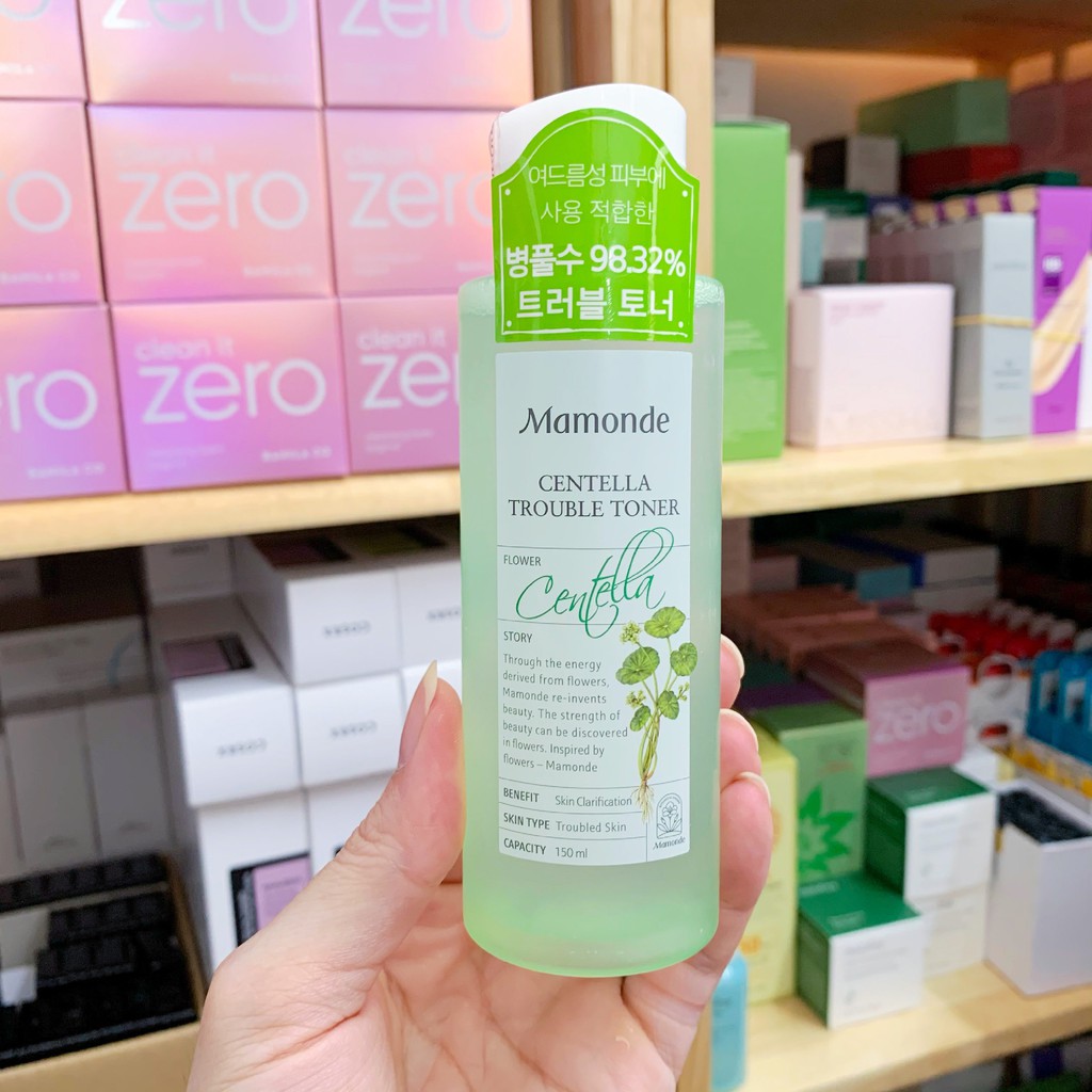 Nước cân bằng da dầu mụn Mamonde Centella Trouble Toner