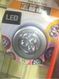 đèn led dán tường