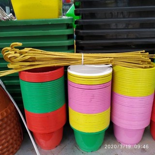 Bộ 10 chậu nhựa trồng hoa tròn treo nhỏ kèm móc nhiều màu