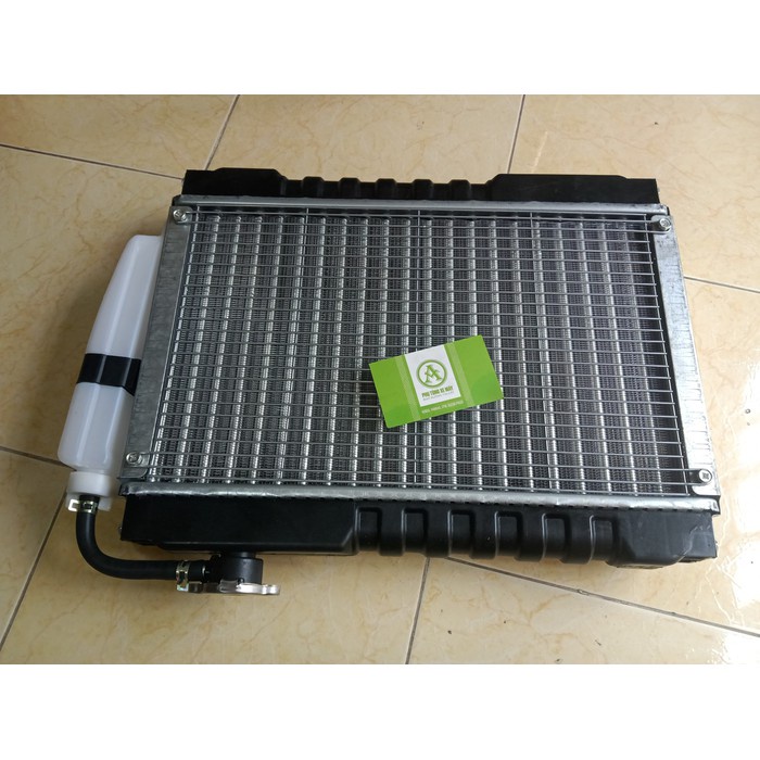 Két nước xe ba gác loại 1