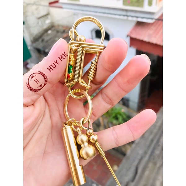 combo móc khoá và phụ kiện đồng