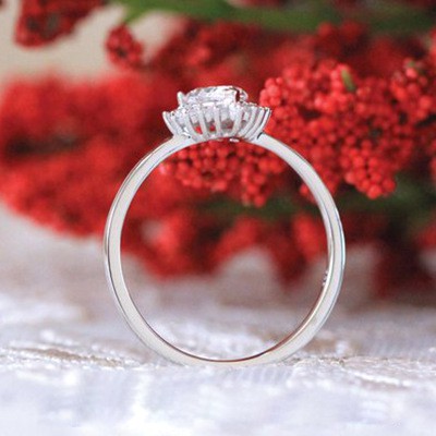 Nhẫn Mạ Bạch Kim Đính Đá Zircon