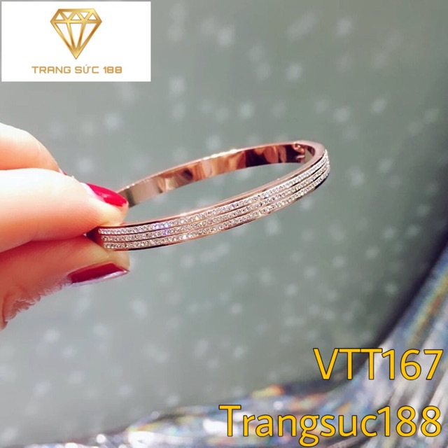 Vòng tay titan hột 3 hàng đá xinh VTT167