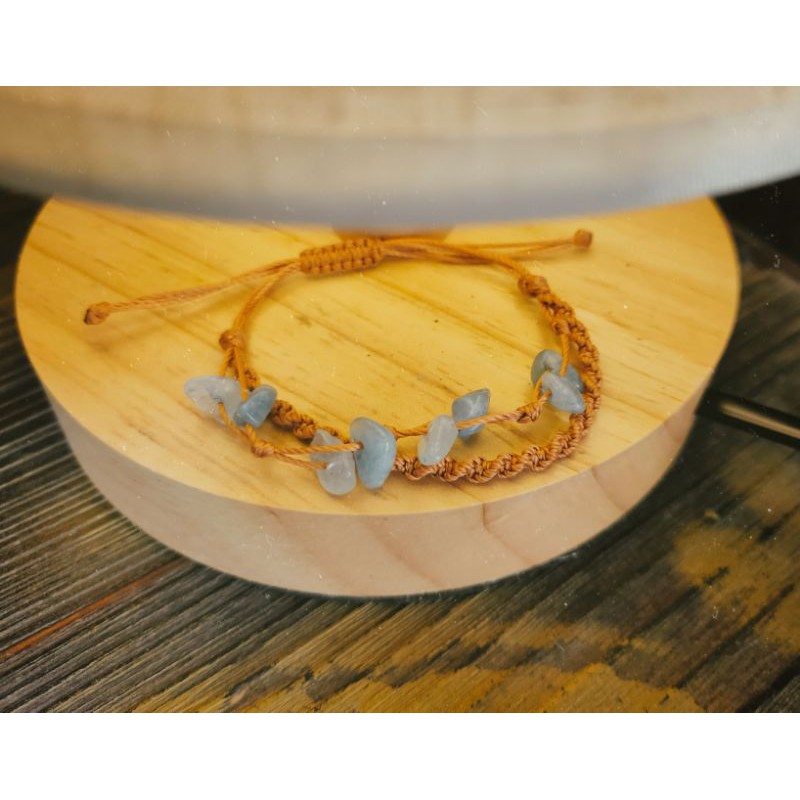 Vòng tay aquamarine macrame
