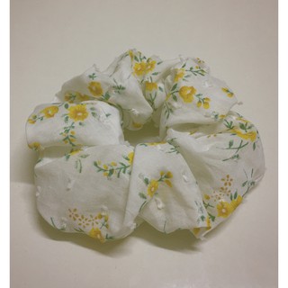 dây buộc tóc  scrunchies hoa nhí