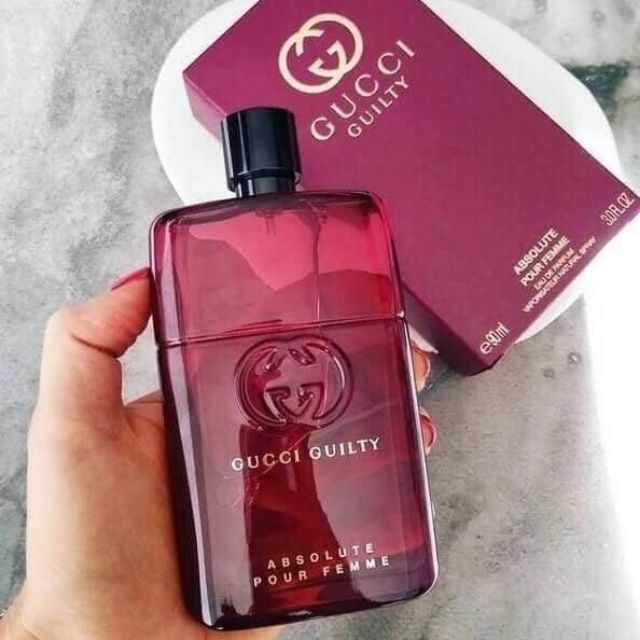 Nước hoa và son