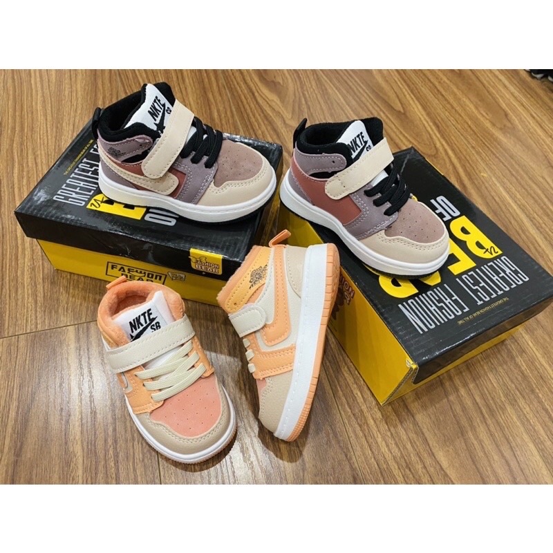 Giày Jordan cho bé