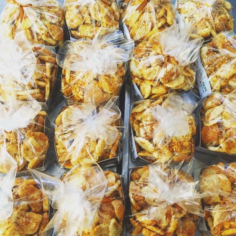 Bánh mì sấy bơ bò tỏi
