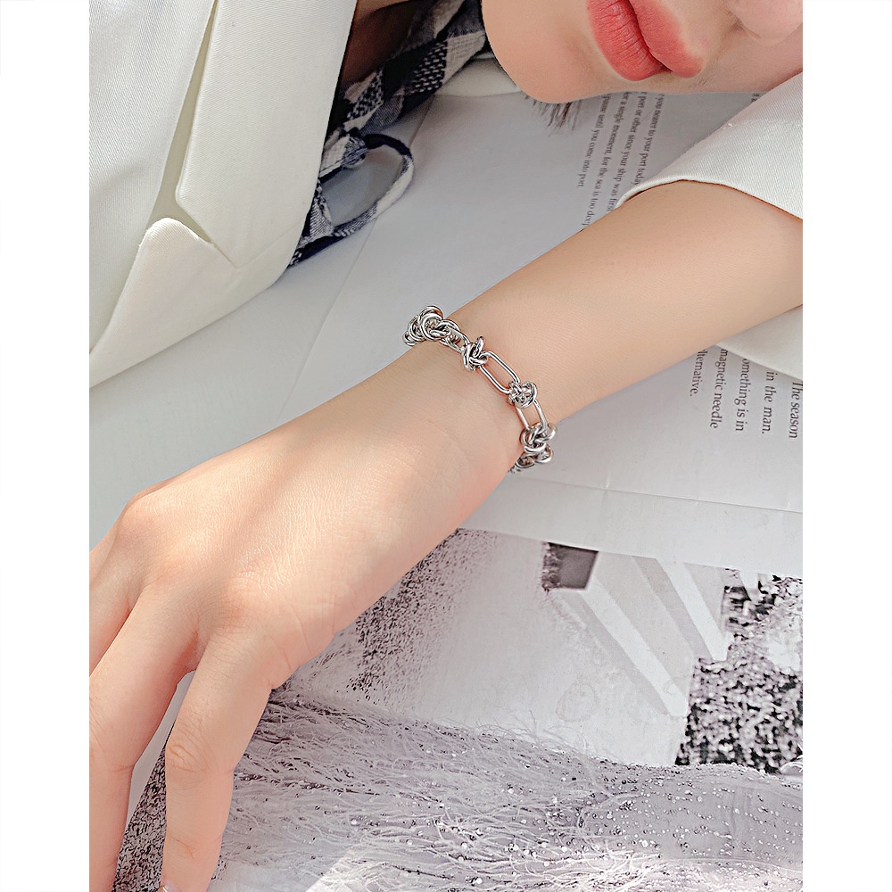 Vòng Tay Thắt Nút Chất Liệu Thép Titan Không Gỉ Thời Trang Cho Nữ