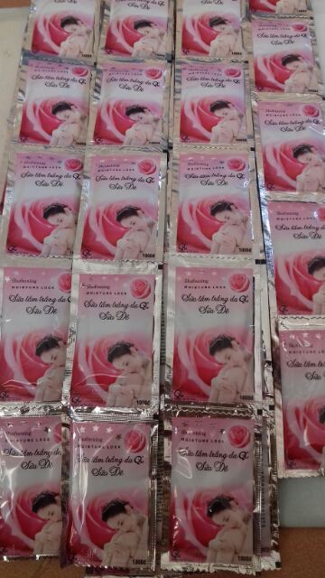 100 gói sữa tắm dùng trong nhà nghỉ khách sạn