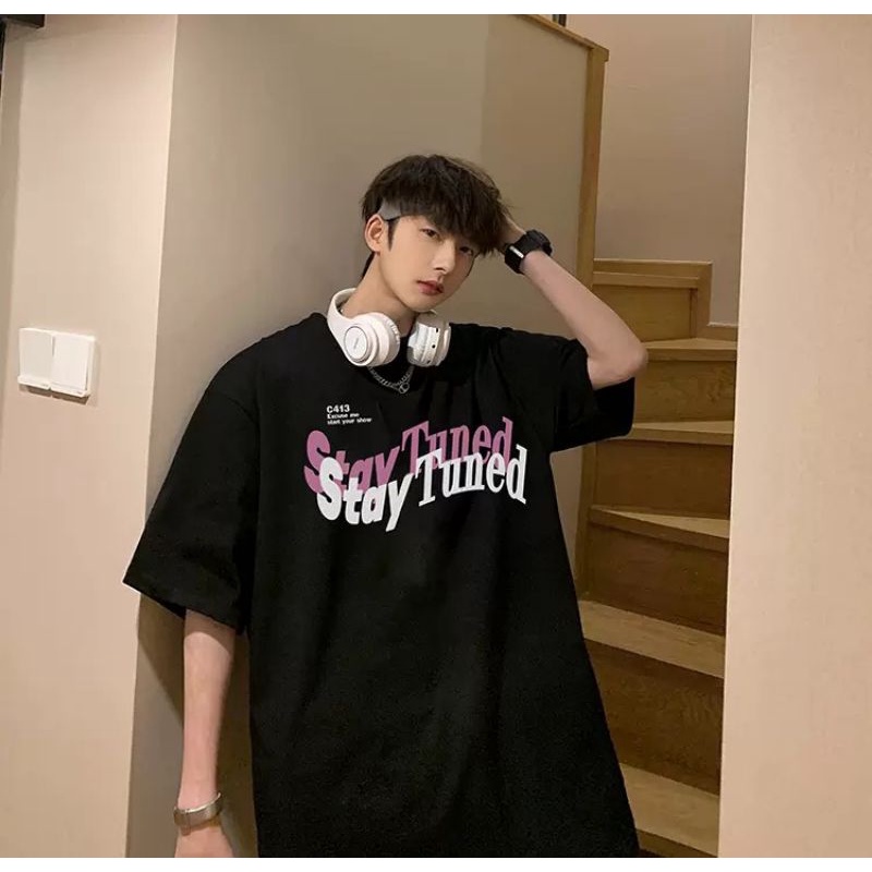 Áo thun tay lỡ unisex Stay Tuned