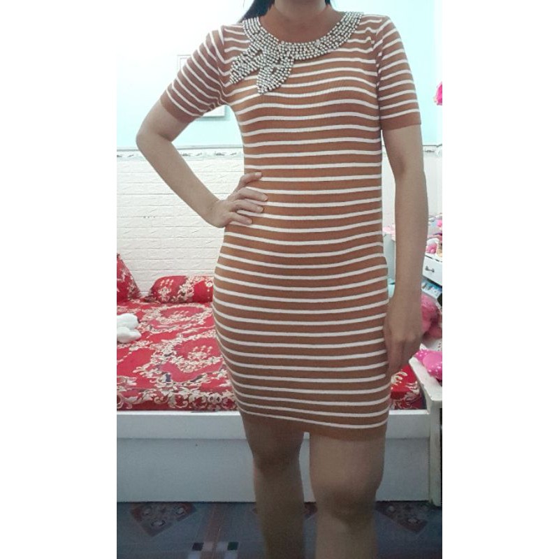 Thanh lý đầm body ôm thun len size  dưới 50kg