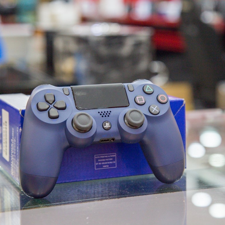 PS4 Sony DUALSHOCK đồ chơi máy chơi game cầm tay online gaming chơi game giá rẻ điện tử cao cấp hiện đại không dây 16Y6