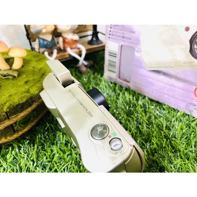 Máy ảnh KTS Vintage Olympus C-2 Zoom . 2.0 megapixel