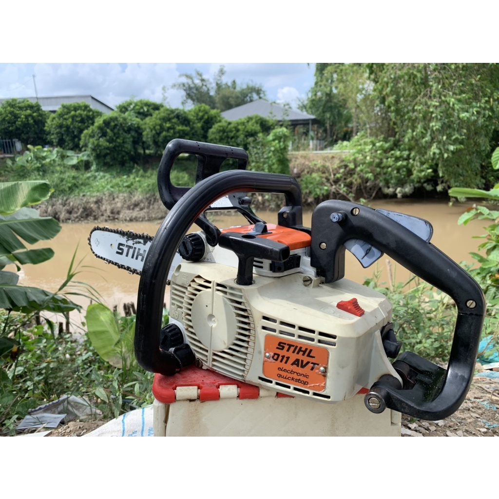 Máy Cưa Xích Nhật Bãi Stihl 011 AV