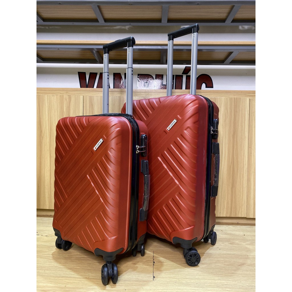 VALI COMBO  HÀNG VIỆT NAM GIÁ TẬN XƯỞNG,ĐƯỢC ĐỔI TRẢ NẾU GIAO KHÔNG ĐÚNG MẪU!!!