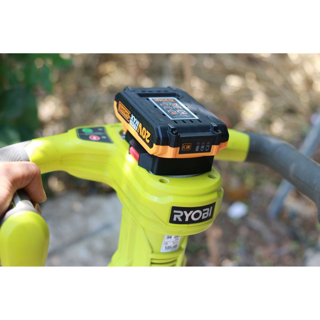 Đế chuyển pin INGCO TOTAL cho máy Ryobi