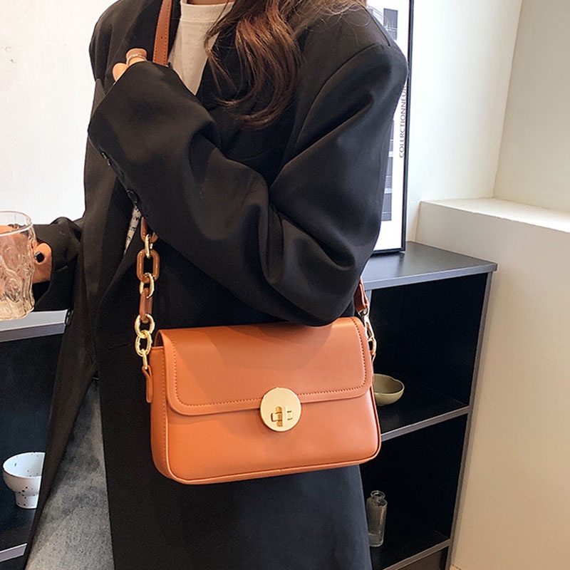 Ielgy Túi đeo dưới cánh tay Và Cánh Tay Hình Vuông Nhỏ Thiết Kế niche Chất Lượng Cao Phổ Biến Hợp Thời Trang Cho Nữ