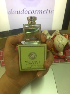 Nước Hoa Nữ Versace Versense Eau De Toilette 5ml