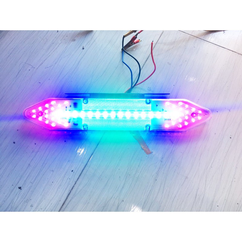 ĐÈN LED TRANG TRÍ CHO XE TẢI chất lượng cao
