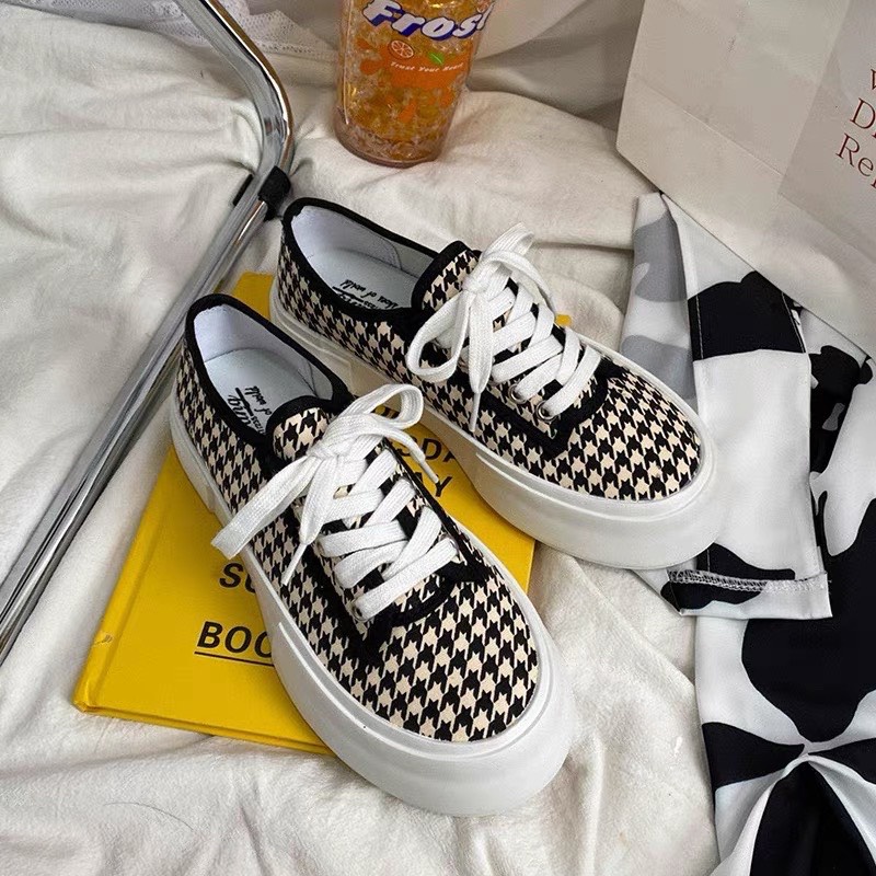 Giày nữ thể thao Kaibang kẻ caro siêu đẹp 3 phối màu cao cấp