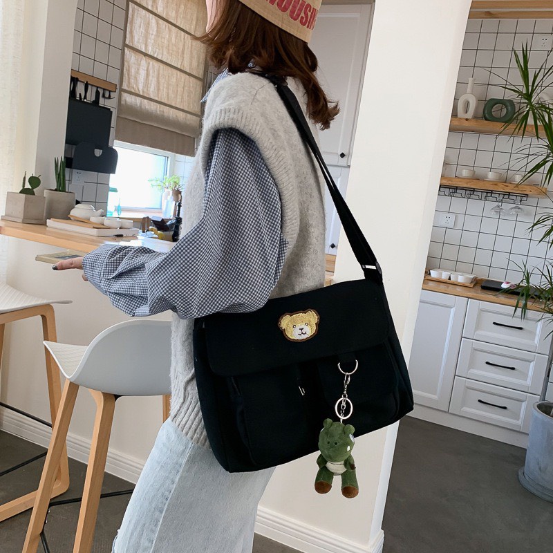 Túi đeo chéo HAZIN vải canvas thêu Gấu cao cấp đi học đi chơi đựng vừa khổ a4 phong cách unisex phù hợp cả nam và nữ