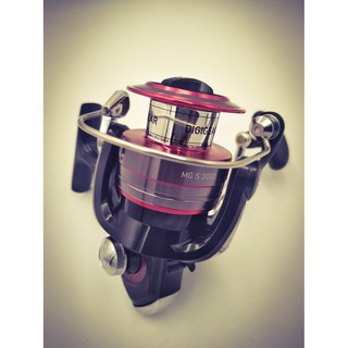 MÁY ĐỨNG CÂU LURE DAIWA MG S