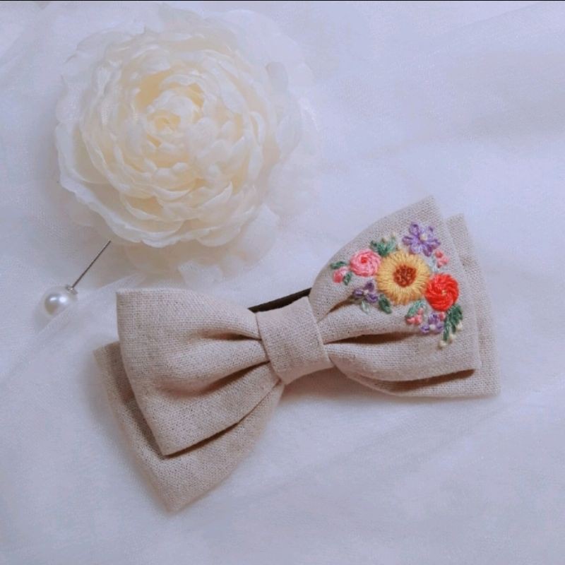 NƠ KẸP TÓC THÊU TAY HANDMADE