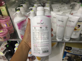Sữa tắm Titione
