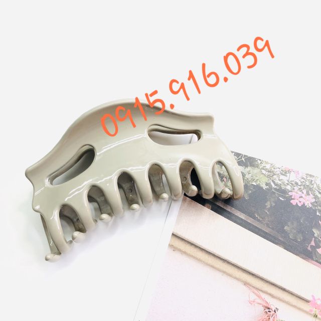 Kẹp tóc xương cá giao màu ngẫu nhiên