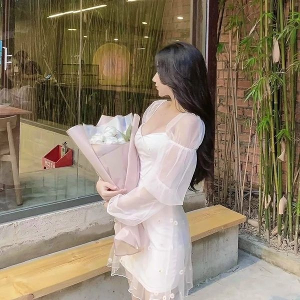 [Ảnh thật] [Giá hủy diệt] Đầm trắng phi thun phối lưới, thêu hoạ tiết siêu dễ thương.