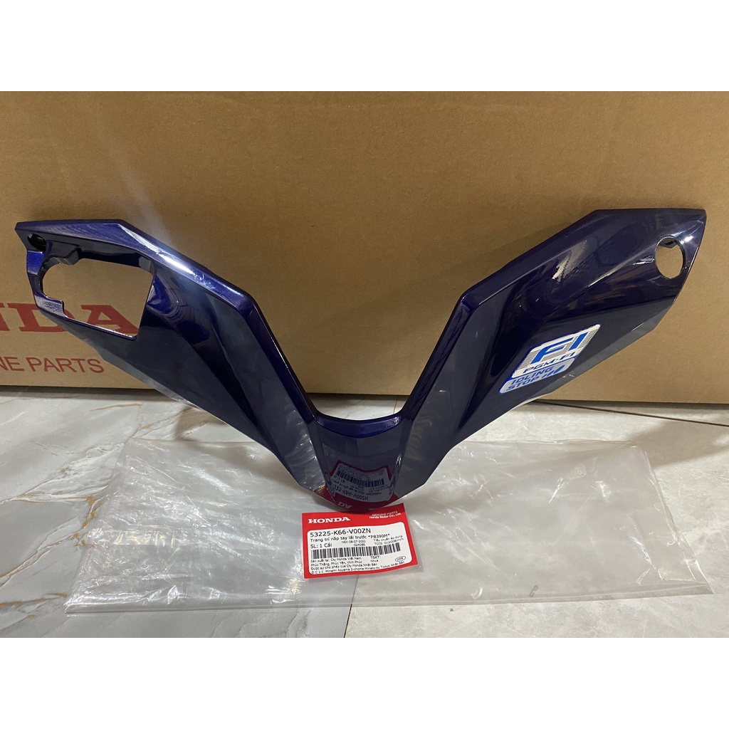 Trang trí nắp trước tay lái - chữ V ốp trước HONDA AIR BLADE 125 năm 2015-2016-2017 màu Xanh đen. *PB390M* 53225K66V00ZN
