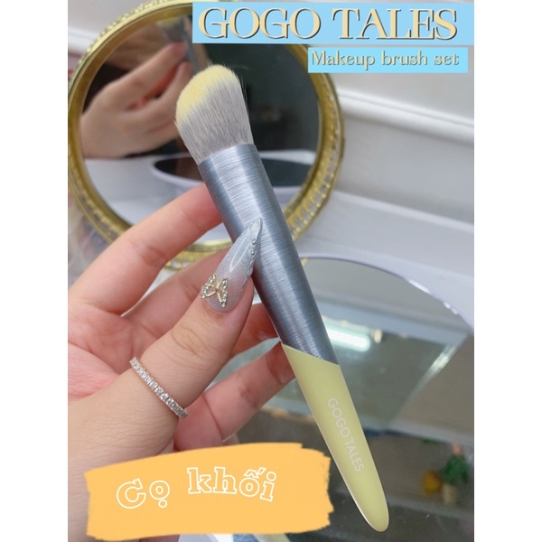 Bộ cọ trang điểm cá nhân GOGO TALES kèm túi da
