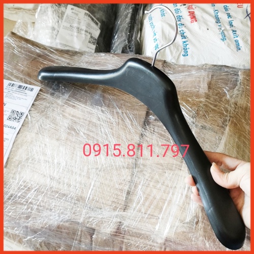 Móc nhựa treo quần áo - móc nam vai to dòng cao cấp, màu đen, kích thước dài 42cm, dùng treo quần áo, vest nam,...