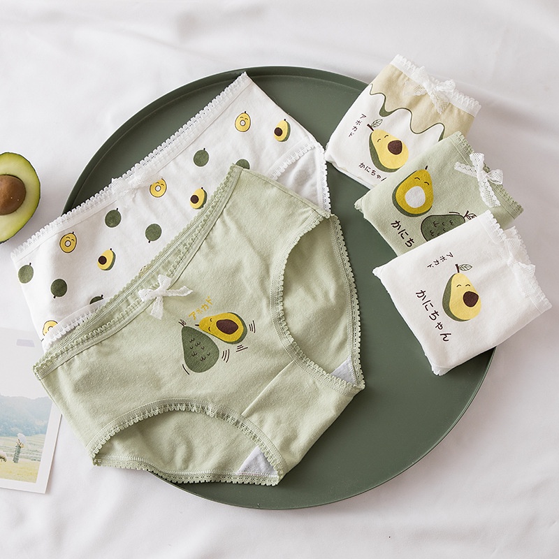 Set 5 quần chip cotton cho bé gái thoáng khí, kháng khuẩn hình bơ xanh dễ thương size từ 32 đến 67 kg