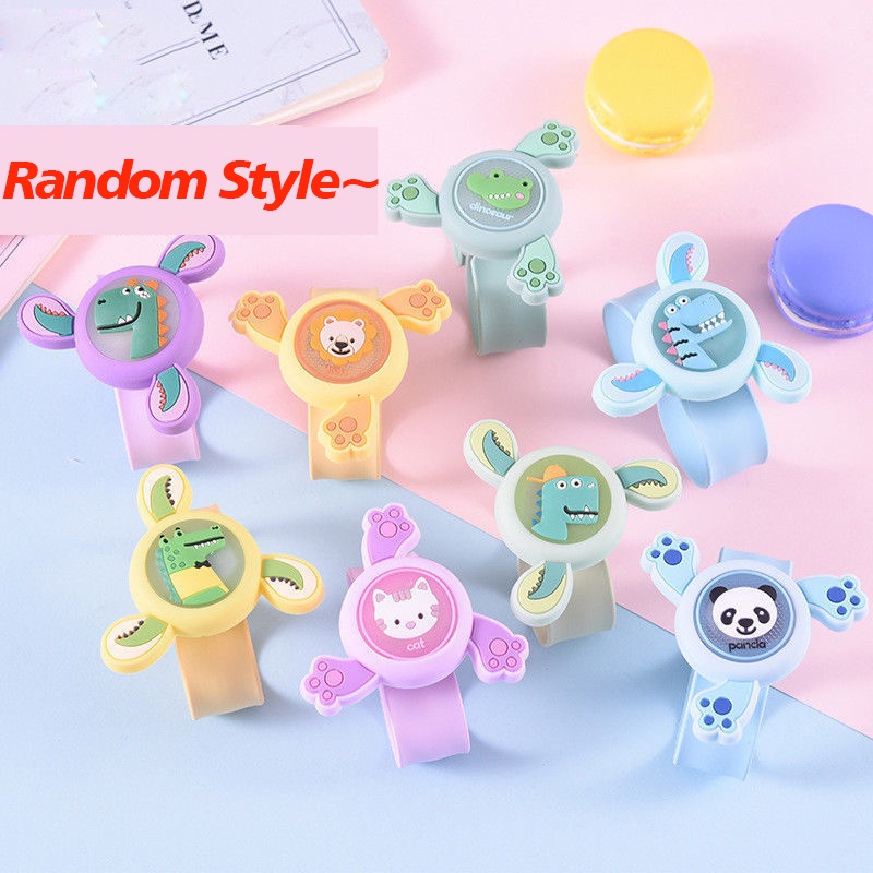 Vòng tay chống muỗi bằng tinh dầu có thể xoay được kiểu dáng hoạt hình