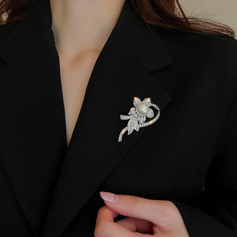 Ghim CàI ÁO HìNh Hoa ĐíNh Kim Cương NgọC Trai Giả ThờI Trang Cho Nữ