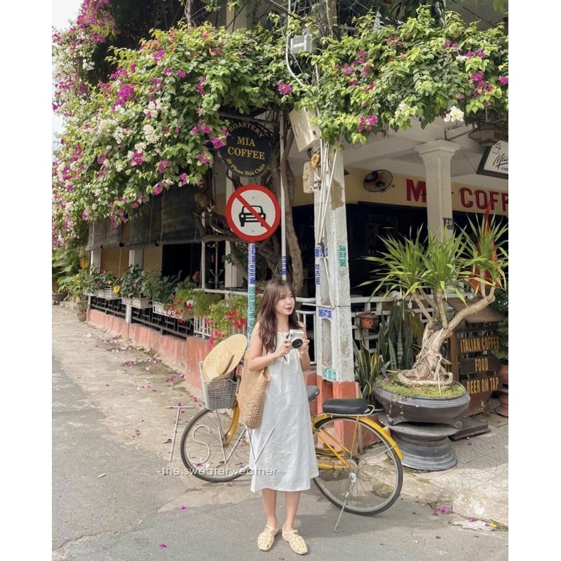 VÁY MAXI CỔ YẾM 🥰