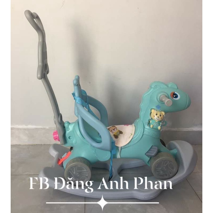 Ngựa bập bênh cho bé