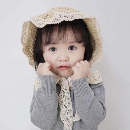 mũ cói viền ren cực xinh và kute cho bé