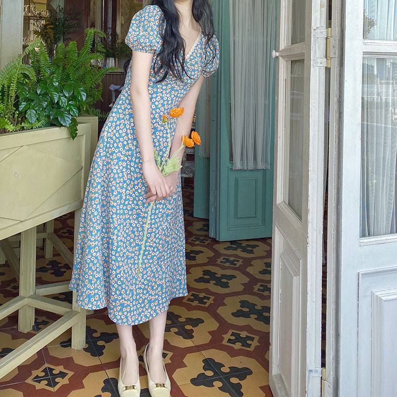 Đầm Dáng Dài Họa Tiết Hoa Cúc Xinh Xắn Phong Cách Hàn Quốc | BigBuy360 - bigbuy360.vn