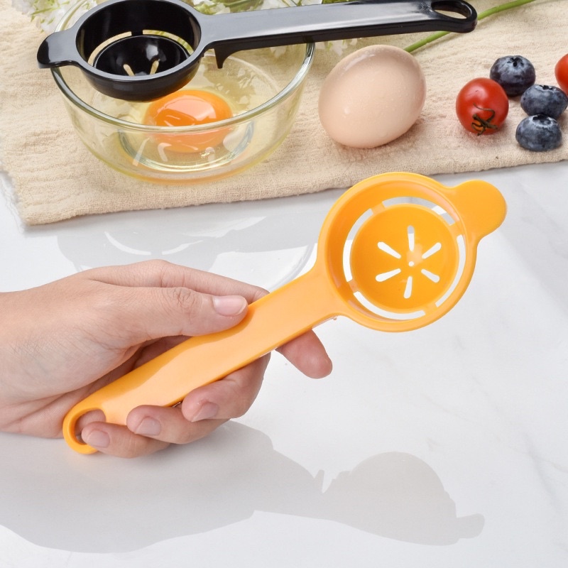 Dụng cụ tách lòng trắng trứng cán dài